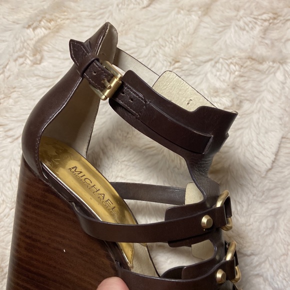 Michael Kors leather Nadine Wedge Brown - Picture 15 of 16
